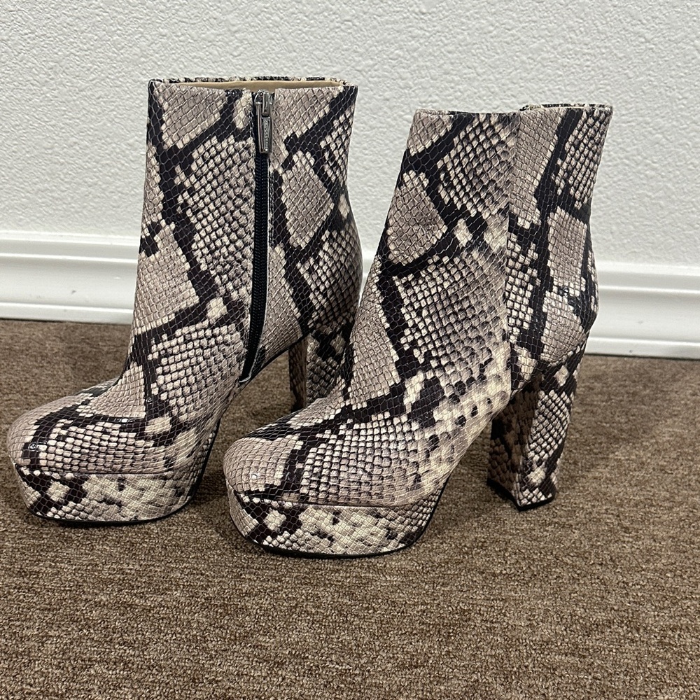 Vince Camuto Black and Cream Snakeskin Heeled Boots